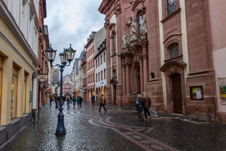 Augustinerstraße in Mainz, the heart of the surviving old town